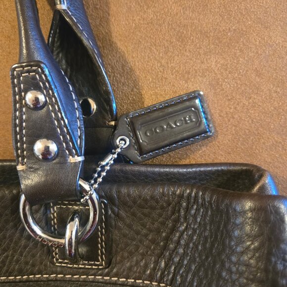 Coach signature Penelope dark brown pebbled leather satchel - Picture 8 of 12